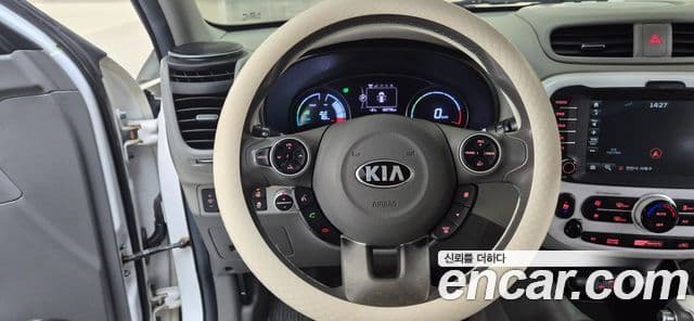 Kia Soul EV, 2017 11