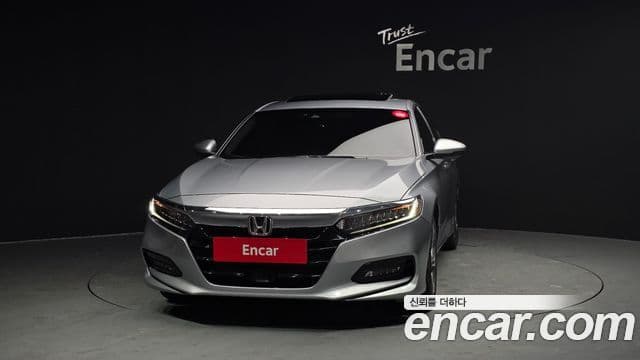 Honda Accord 10세대 1.5 турбо, 2020 3