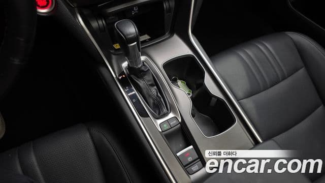 Honda Accord 10세대 1.5 турбо, 2020 9