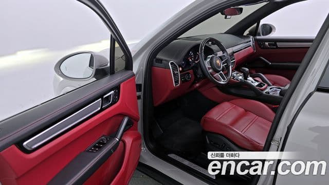 Porsche Cayenne (PO536) 3.0 Platinum Edition, 2023 10