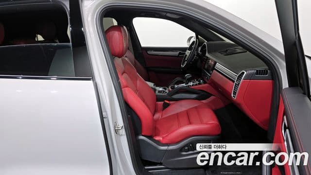 Porsche Cayenne (PO536) 3.0 Platinum Edition, 2023 11