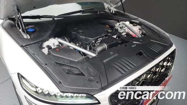 Genesis GV70, 2025 6