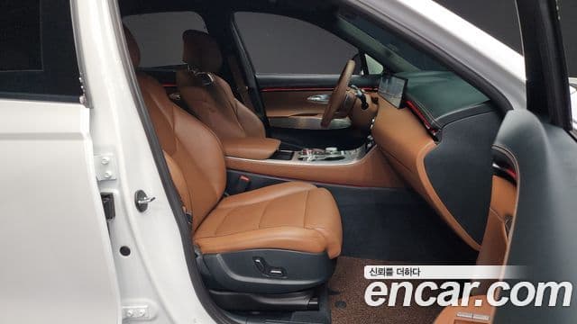 Genesis GV70, 2025 10