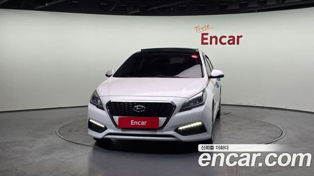 Hyundai LF Sonata гибрид Premium, 2015 3