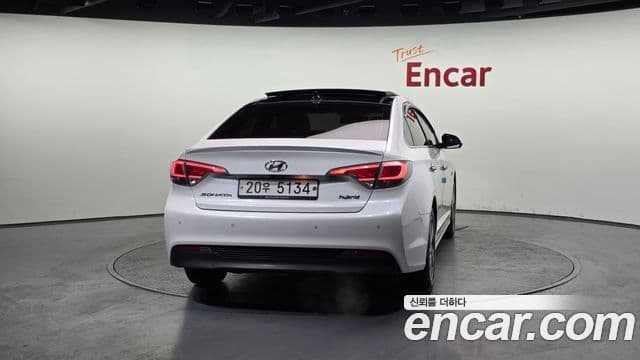 Hyundai LF Sonata гибрид Premium, 2015 4