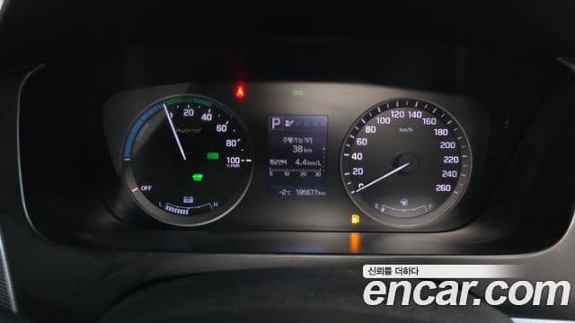 Hyundai LF Sonata гибрид Premium, 2015 8