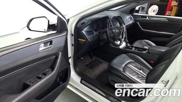 Hyundai LF Sonata гибрид Premium, 2015 11