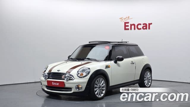Mini Cooper Mayfair, 2010 1