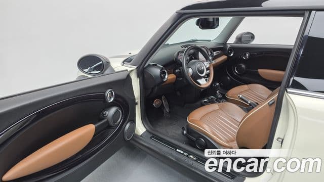 Mini Cooper Mayfair, 2010 11