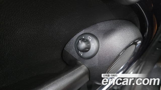 Mini Cooper Mayfair, 2010 16