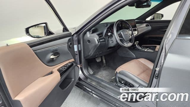 Lexus ES300h 7세대 Luxury Plus, 2023 10