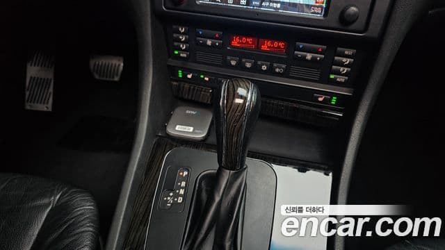 BMW 7시리즈 E38, 1999 9