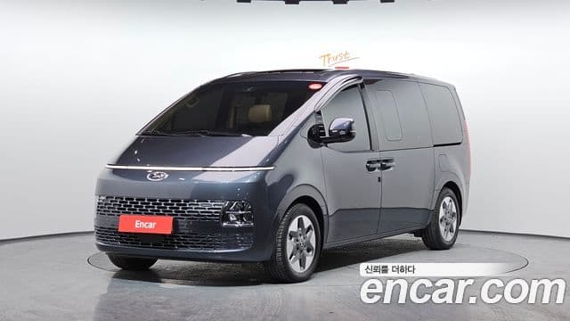 Hyundai Staria Modern, 2024 1