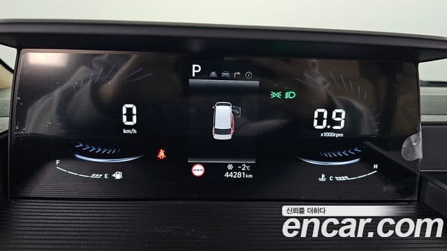 Hyundai Staria Modern, 2024 8