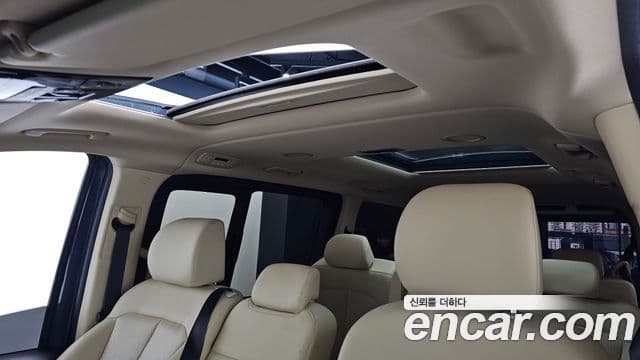 Hyundai Staria Modern, 2024 16