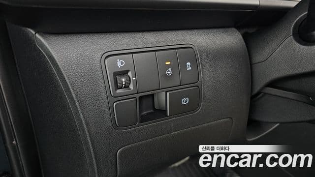 Hyundai Staria Modern, 2024 18