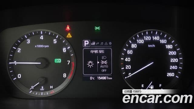 Hyundai LF Sonata Special, 2016 8