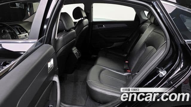 Hyundai LF Sonata Special, 2016 18