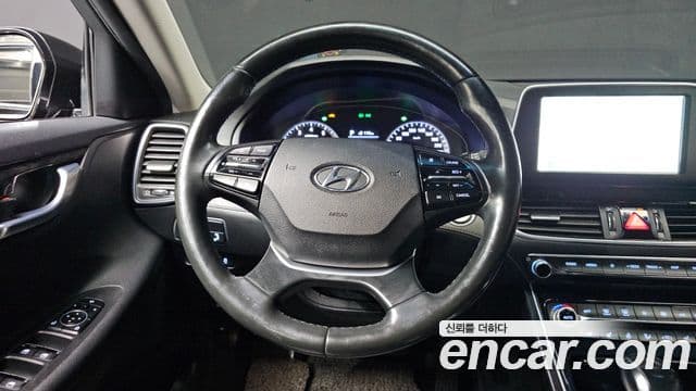 Hyundai Grandeur IG Premium, 2018 11