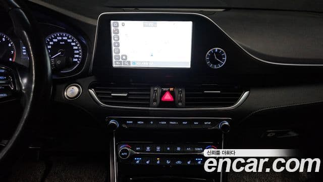 Hyundai Grandeur IG Premium, 2018 12