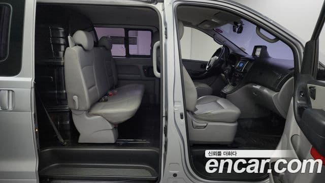 Hyundai Grand Starex Smart, 2017 12