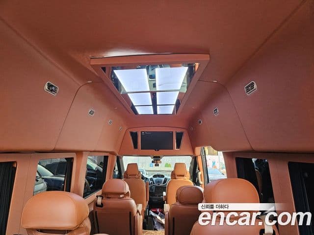 Ford 트랜짓, 2017 20