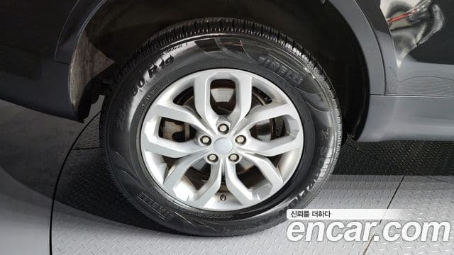 Land Rover Discovery 5 3.0 SD6 SE, 2019 все фото