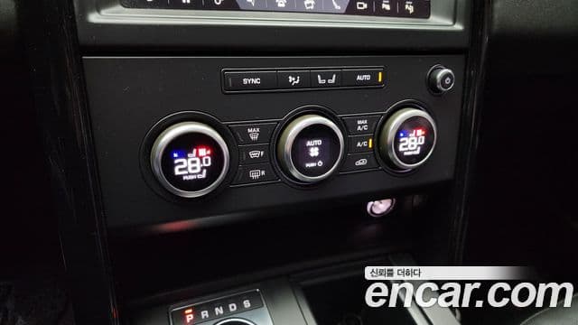 Land Rover Discovery 5 3.0 SD6 SE, 2019 17