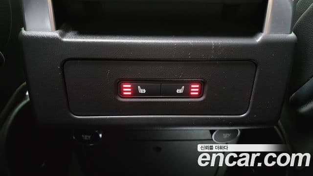 Land Rover Discovery 5 3.0 SD6 SE, 2019 18