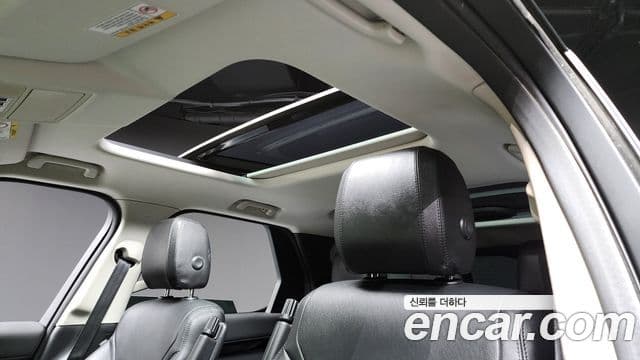 Land Rover Discovery 5 3.0 SD6 SE, 2019 19