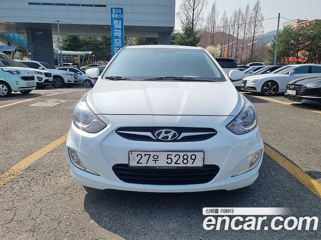 Hyundai Accent(новый кузов / новое поколение) Modern, 2014 3
