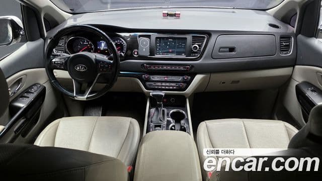 Kia The / новый New Carnival VIP, 2019 7