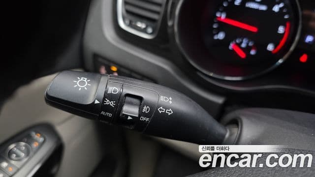 Kia The / новый New Carnival VIP, 2019 19