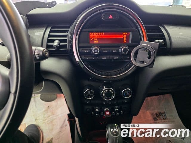 Mini Cooper D 3세대, 2015 15