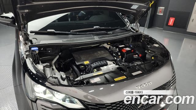 Peugeot 5008 2세대 1.2 Pure Tech GT, 2024 6