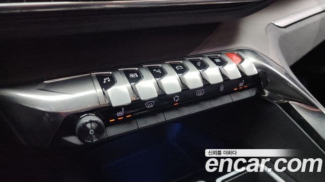 Peugeot 5008 2세대 1.2 Pure Tech GT, 2024 16