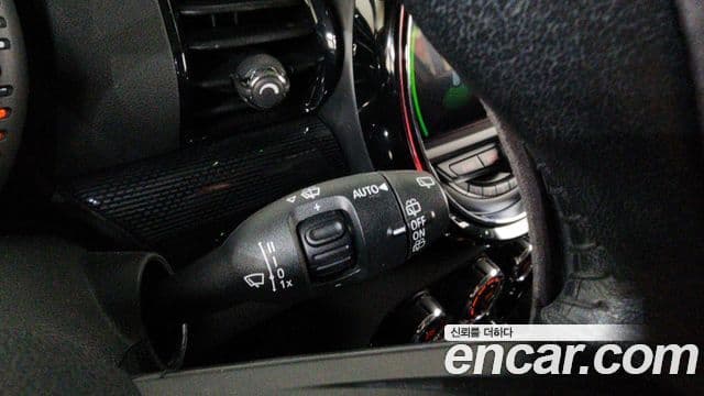 Mini Cooper D 클럽맨 2세대, 2018 16