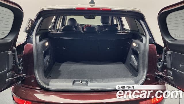 Mini Cooper D 클럽맨 2세대, 2018 20