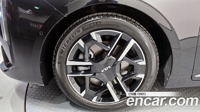 Kia The / новый New K8 Noblesse, 2025 все фото