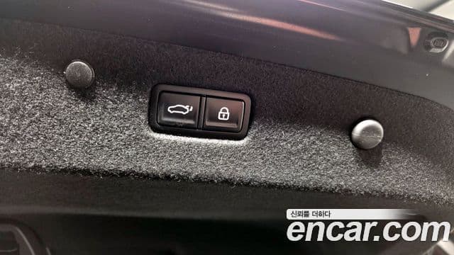 Kia The / новый New K8 Noblesse, 2025 20