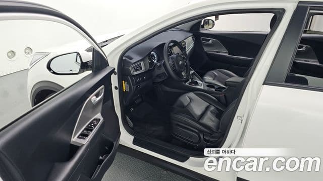 Kia Niro Luxury, 2017 10