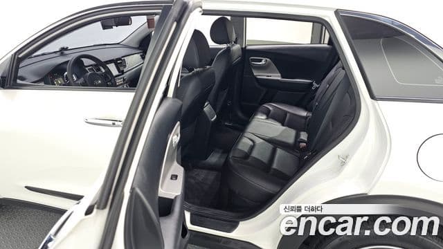 Kia Niro Luxury, 2017 13