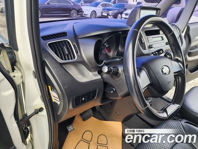 Kia Ray Special, 2013 15