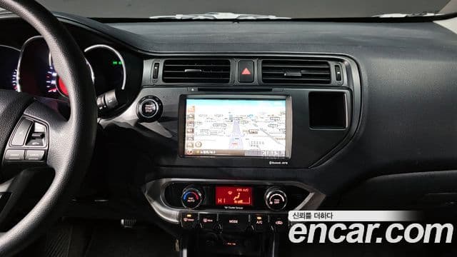 Kia All New Pride Prestige, 2012 15