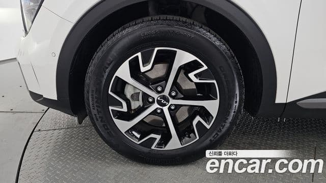 Kia Sportage 5세대 гибрид Signature Gravity 2WD, 2022 все фото