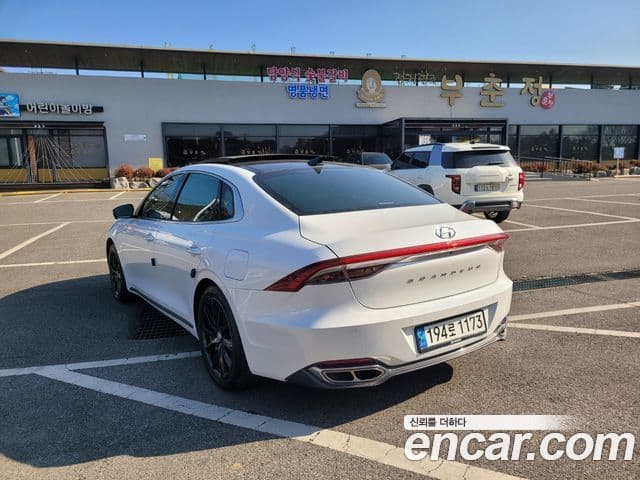 Hyundai The / новый New Grandeur IG гибрид Calligraphy, 2022 все фото