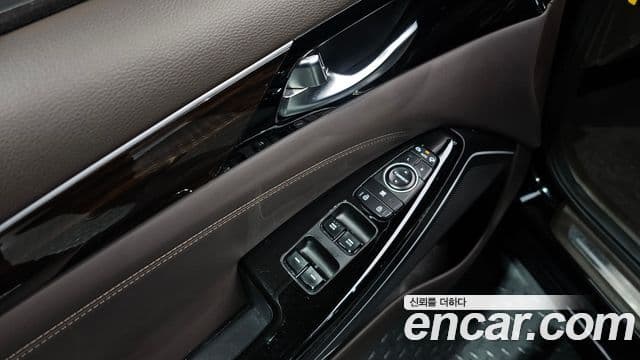 Kia All New K7 Noblesse, 2019 19