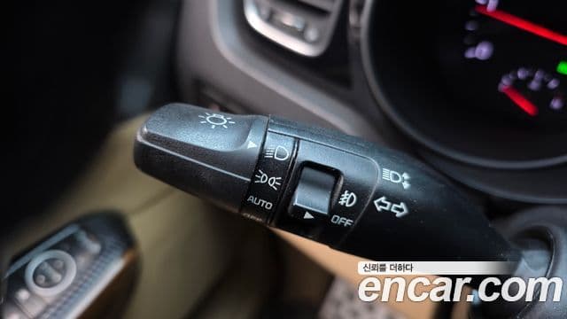 Kia All New Carnival Prestige, 2015 16