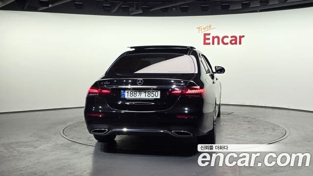Mercedes-Benz E-класс W213 E350 4MATIC AMG Line Edition, 2021 4
