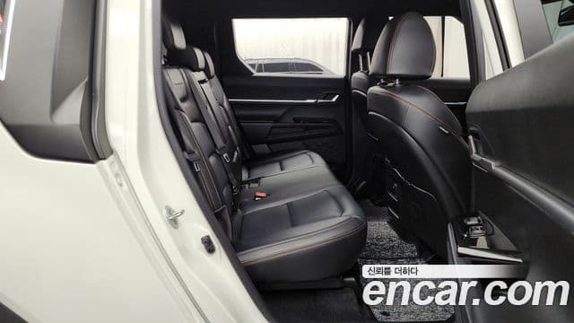 KG모빌리티(SsangYong) Musso EV (O100) MX, 2026 12